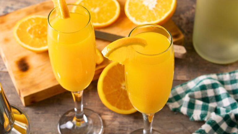 My Nursing Friend Sipped My Mimosa, so the Waitress Canceled My ‘Unlimited’ Deal. The Manager Fixed My Bill, but I Left No Tip.