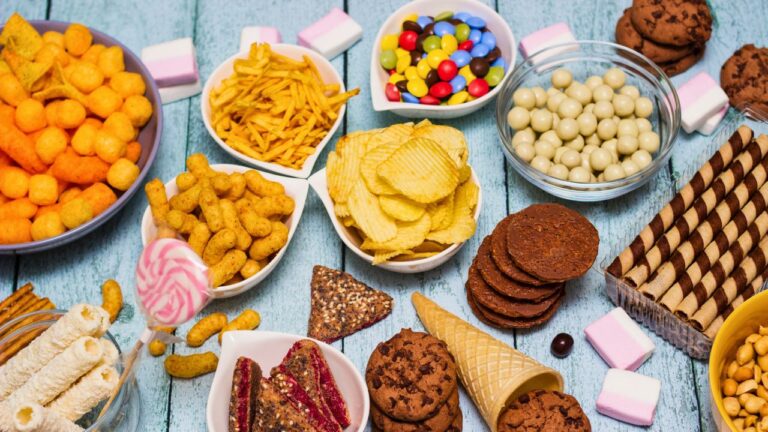 My School Wants Teachers To Spend $80 Feeding Coworkers, But I Don’t Even Eat The Food