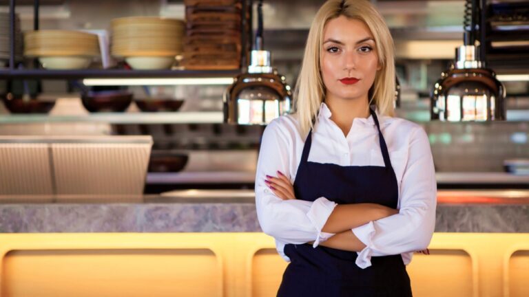 My Coworker Scrolled On Her Phone While We Covered Her Tables, Then Demanded A Promotion