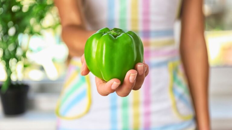 A Woman Was Rubbing Peppers On Her Face At The Grocery Store, Then Told Me To Wait My Turn