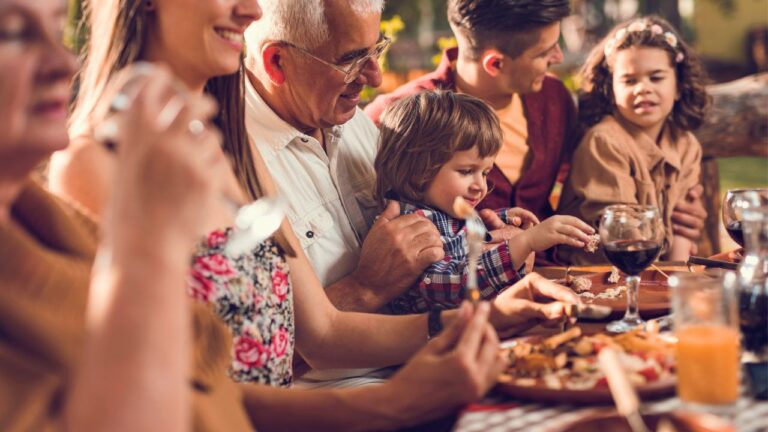 I Refused To Subsidize My Family’s Alcohol And Kids’ Meals At Nan’s Birthday Dinner