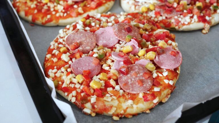 I Kicked My Friend Out of My Dinner Party After He Claimed a Frozen Pizza Would Taste Better Than My Cooking