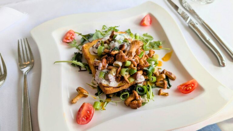 Cousin Demanded We Change Our Wedding Caterer Because She Hates Mushrooms