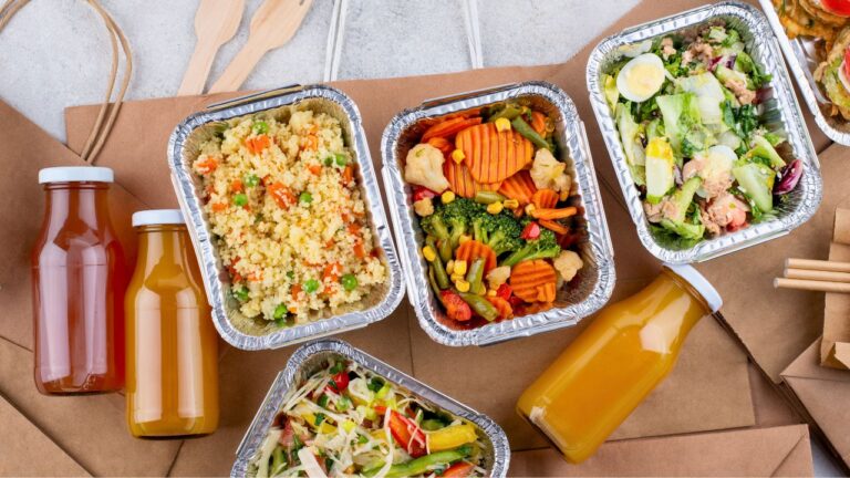 My Girlfriend Demands I Pay for Her Takeout Even When I Am Not Eating, Then She Claims I Don’t Do Enough