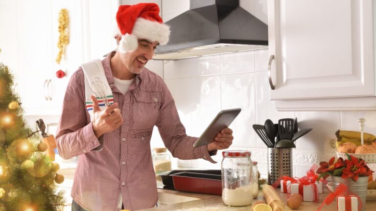 MIL Crowded My Kitchen on Christmas and Claimed She Wasn’t Welcome, Then I Shocked Her by Saying She Was Right