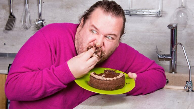 My Wife Told Me To Finish My Birthday Cake, Then Called Me A Greedy Pig For Doing It