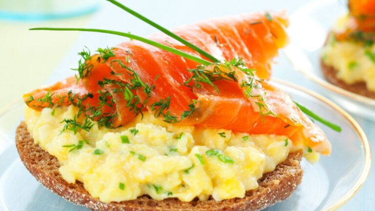 My Friend Accused Me Of Trying To Poison Her Kids Over Eggs One Day Past Best Before